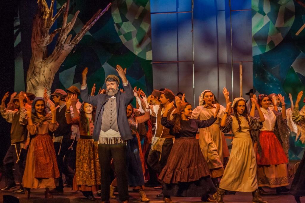 A review of Bellarmines The Fiddler On The Roof