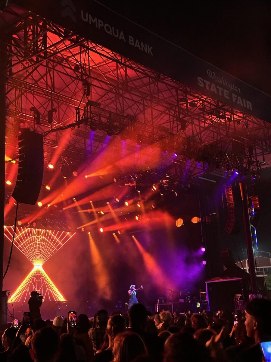 Bryson Tiller preforms at the Washington State Fair