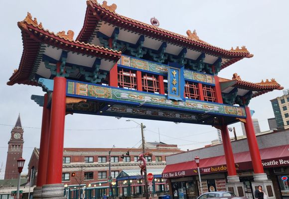 The Historic Chinatown Gate. Photo courtesy of MapQuest. 
